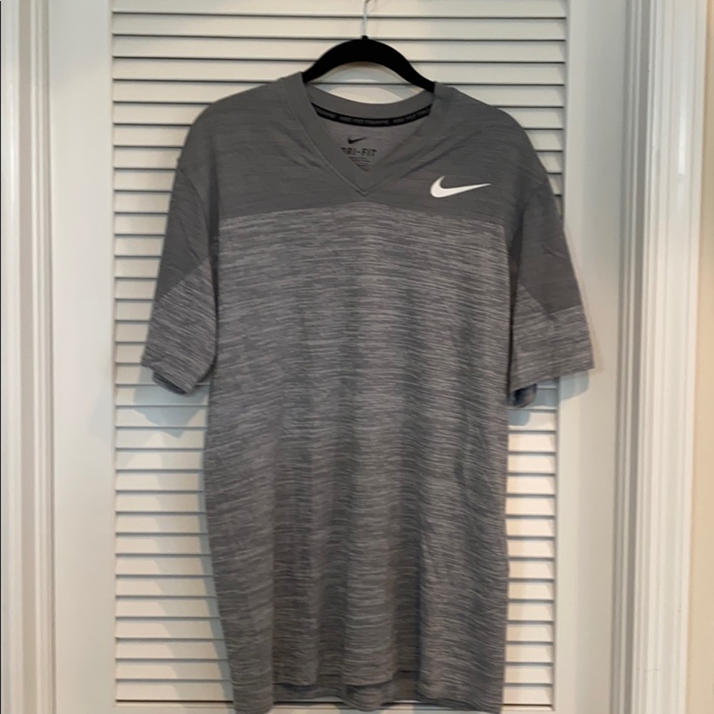 Nike Pro training dry fit large